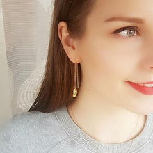 Antwerp Hand Chain Earrings - Gold Plated - Big Hands