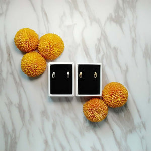 Antwerp Hand Studs Earrings - White Gold Plated - Small Hands